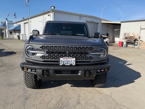 Certified 2024 Ford Bronco Badlands AWD/4WD image 8