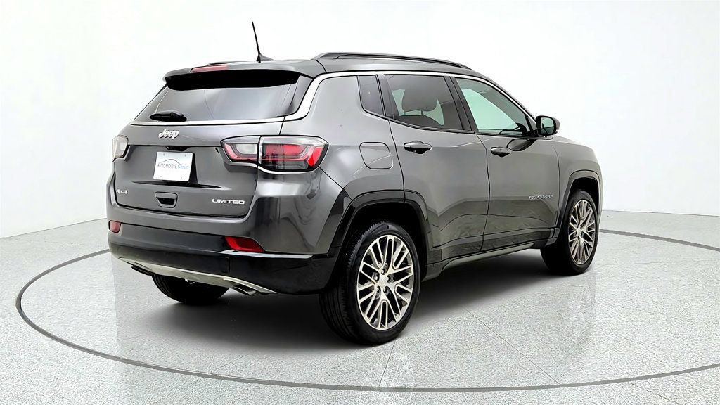 Used 2023 Jeep Compass Limited w/ Elite Group AWD/4WD image 5