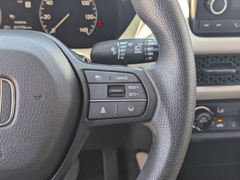 Used 2025 Honda HR-V LX image 22