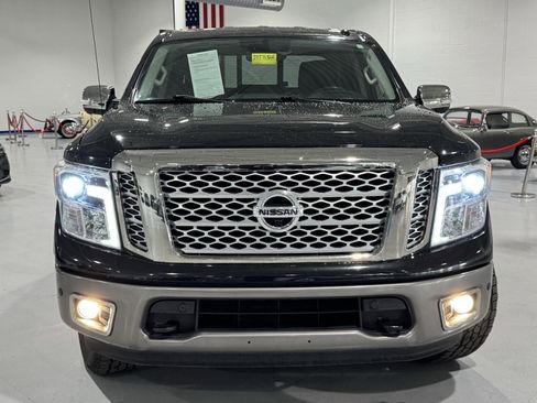Used 2017 Nissan Titan Platinum Reserve image 18