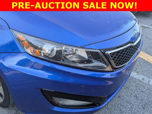 Used 2012 Kia Optima SX image 2
