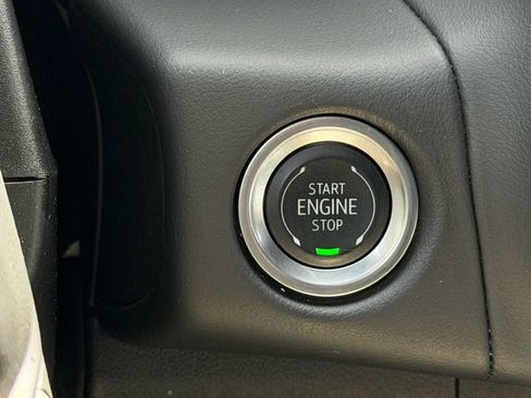 Used 2024 Chevrolet Tahoe LT image 41