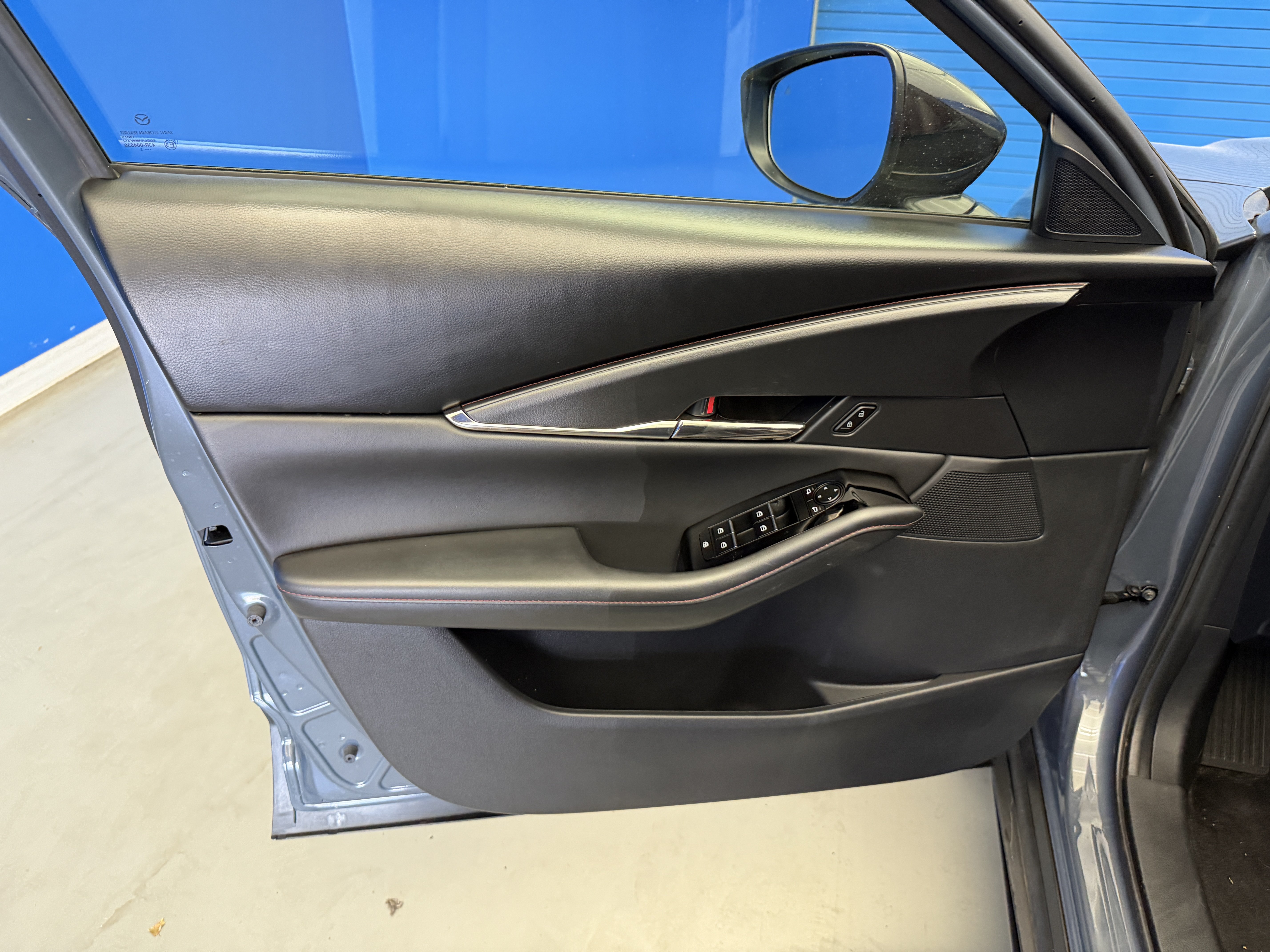 Used 2023 MAZDA CX-30 AWD 2.5 S w/ Preferred Package image 9