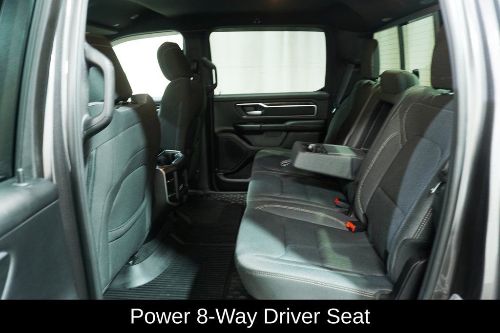 Used 2021 RAM 1500 Big Horn AWD/4WD image 12