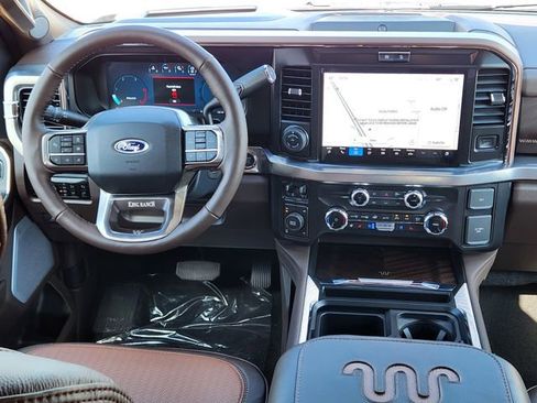 New 2026 Ford F250 King Ranch w/ FX4 Off-Road Package image 28