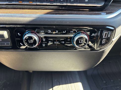 New 2026 GMC Sierra 1500 SLE AWD/4WD image 8