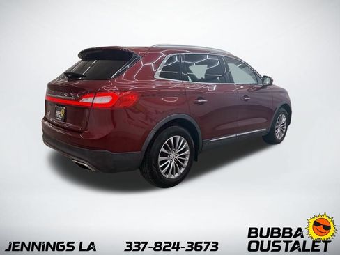 Used 2017 Lincoln MKX Select w/ Select Plus Package FWD image 5