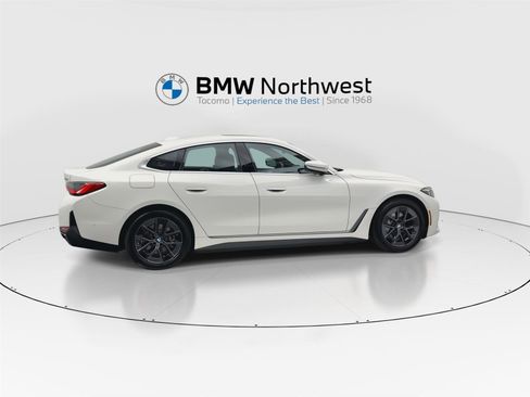 Used 2026 BMW i4 xDrive40i w/ Parking Assistance Package AWD/4WD image 4