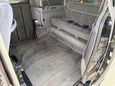 Used 1999 Dodge Grand Caravan LE image 24