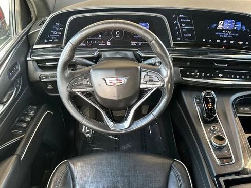 Certified 2022 Cadillac Escalade Sport w/ LPO, ONYX Package image 18