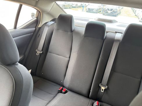 Used 2025 Nissan Sentra S FWD image 39