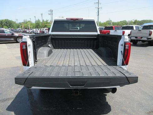 Certified 2024 GMC Sierra 2500 Denali w/ Technology Package AWD/4WD image 8