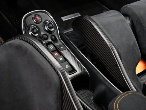 Used 2019 McLaren 600LT RWD image 28