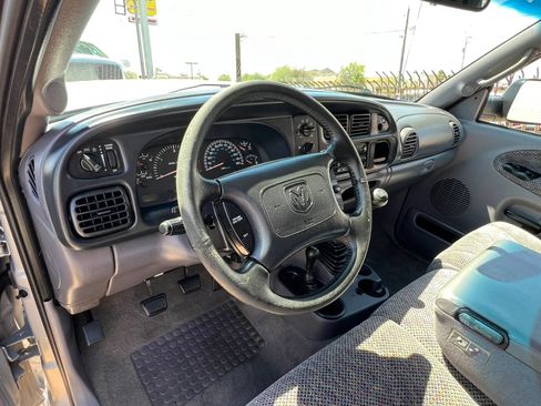 Used 1999 Dodge Ram 2500 Truck 4x4 Quad Cab image 17