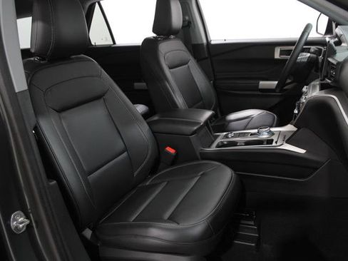 Certified 2023 Ford Explorer XLT w/ Equipment Group 202A image 18