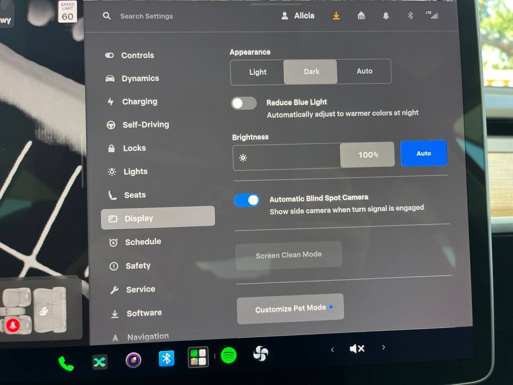 Used 2022 Tesla Model Y Performance AWD/4WD image 17
