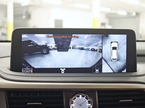 Used 2022 Lexus RX 350L Premium w/ Premium Package AWD/4WD image 20