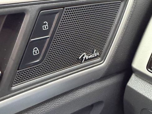 Used 2020 Volkswagen Atlas Cross Sport SEL Premium image 20