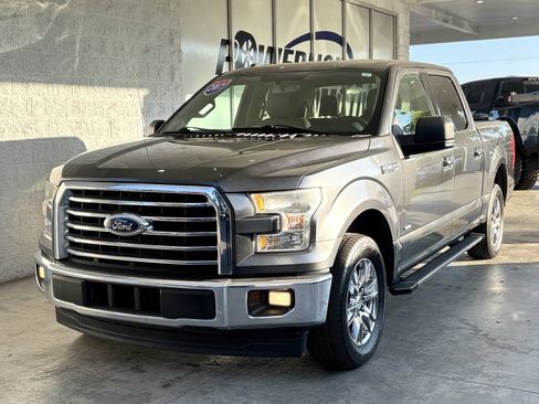 Used 2017 Ford F150 XLT w/ Equipment Group 301A Mid RWD image 3