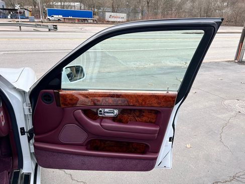 Used 2000 Bentley Arnage Red Label RWD image 16