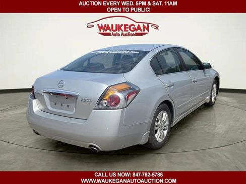 Used 2010 Nissan Altima 2.5 SL w/ SL Pkg FWD image 5