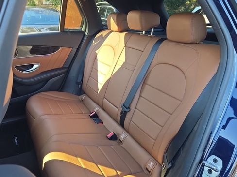 Used 2022 Mercedes-Benz GLC 300 4MATIC image 15