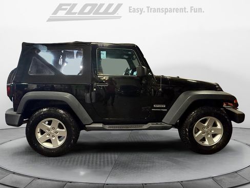 Used 2018 Jeep Wrangler Sport image 10