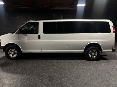 Used 2013 Chevrolet Express 3500 LT w/ LT Preferred Equipment Group image 2