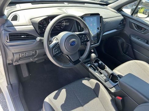 Used 2026 Subaru Forester Premium AWD/4WD image 17