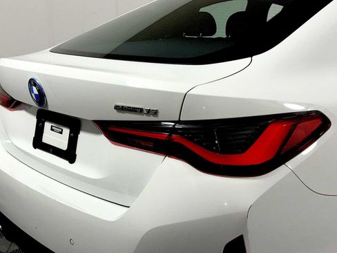 Used 2023 BMW i4 eDrive35 w/ Premium Package RWD image 28