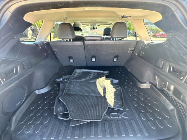 Used 2025 Subaru Outback Limited AWD/4WD image 11