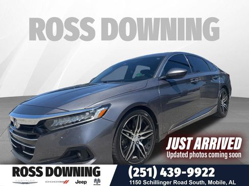 Used 2021 Honda Accord Touring image 1
