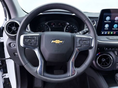 Used 2024 Chevrolet Blazer LT FWD image 28