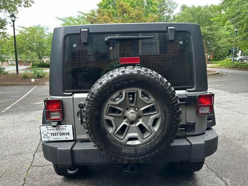 Used 2014 Jeep Wrangler Unlimited Sport AWD/4WD image 8
