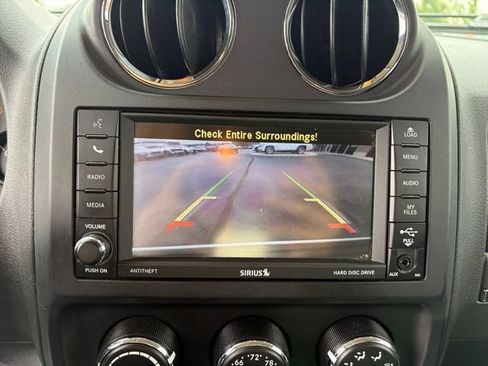 Used 2017 Jeep Patriot High Altitude AWD/4WD image 25