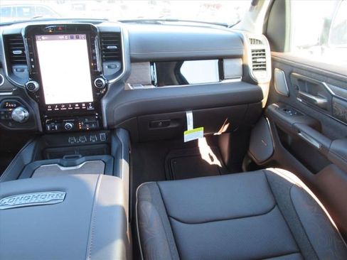 New 2026 RAM 1500 Limited image 16