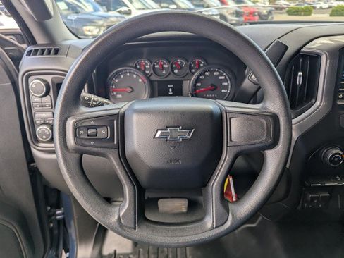Used 2019 Chevrolet Silverado 1500 Custom Trail Boss w/ Custom Convenience Package AWD/4WD image 12