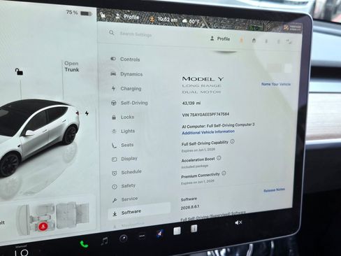 Used 2023 Tesla Model Y Long Range AWD/4WD image 22