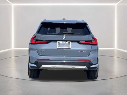 Used 2025 BMW X1 xDrive28i w/ Technology Package image 26
