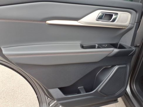 New 2026 Ford Explorer Active w/ Active Comfort Package RWD image 14