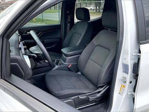 Used 2024 Chevrolet Colorado LT w/ LT Convenience Package RWD image 32