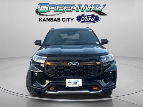 New 2026 Ford Explorer Tremor w/ Tremor Convenience Package image 2