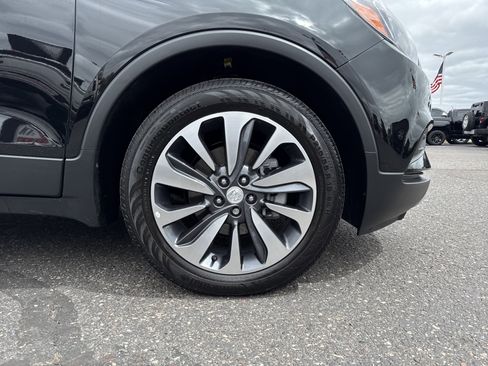 Used 2021 Buick Encore Preferred w/ Safety Package II FWD image 13