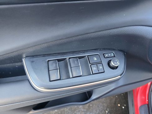 Certified 2023 Toyota Crown Platinum image 18