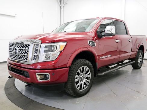 Used 2017 Nissan Titan Platinum Reserve AWD/4WD image 3