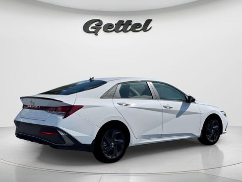 New 2026 Hyundai Elantra Sport FWD image 8