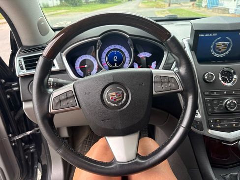 Used 2012 Cadillac SRX Luxury FWD image 17