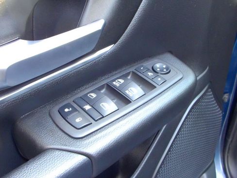 Used 2023 RAM 1500 Big Horn AWD/4WD image 12