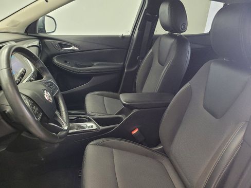 Used 2021 Buick Encore GX Preferred image 17