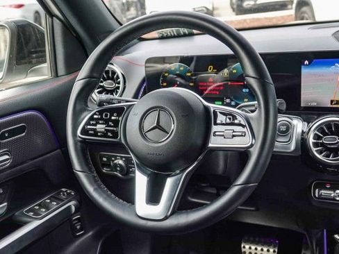 Used 2023 Mercedes-Benz EQB 350 4MATIC SUV image 26